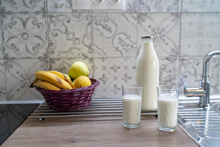 Food & Drinks, The Village Apartments, Crete