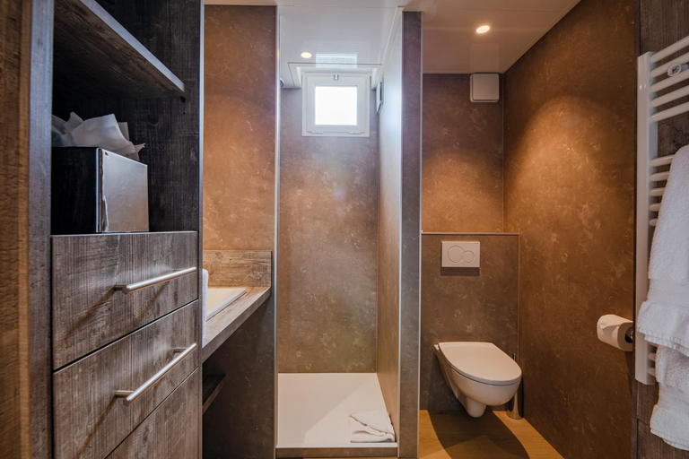 Bathroom 3, Hotel La Plage, Var