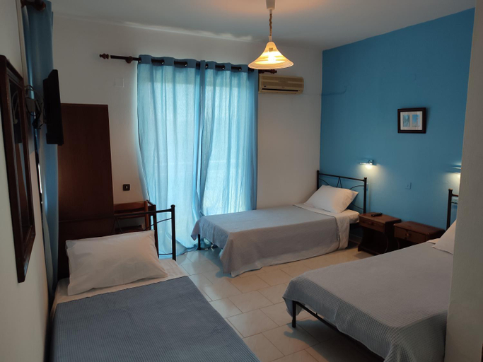 Bedroom 2, Dolphin Apartments, South Aegean