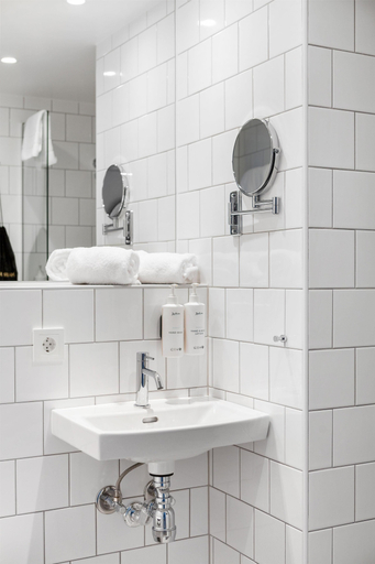 Bathroom 3, Radisson Hotel Haugesund, Haugesund