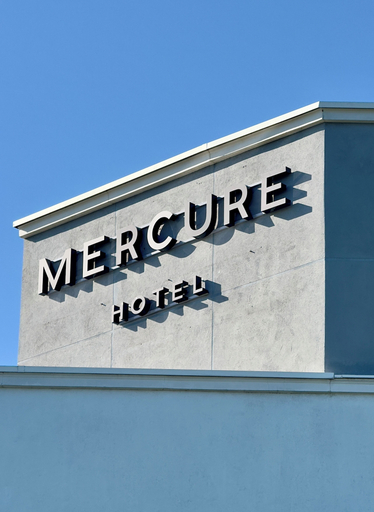 Exterior & Views 2, Mercure Chartres Est, Eure-et-Loir