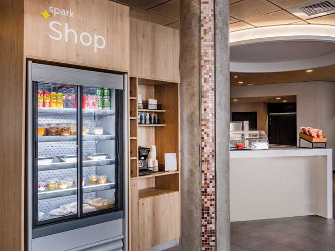 Food & Drinks 5, Spark by Hilton Lyon Ouest, Rhône