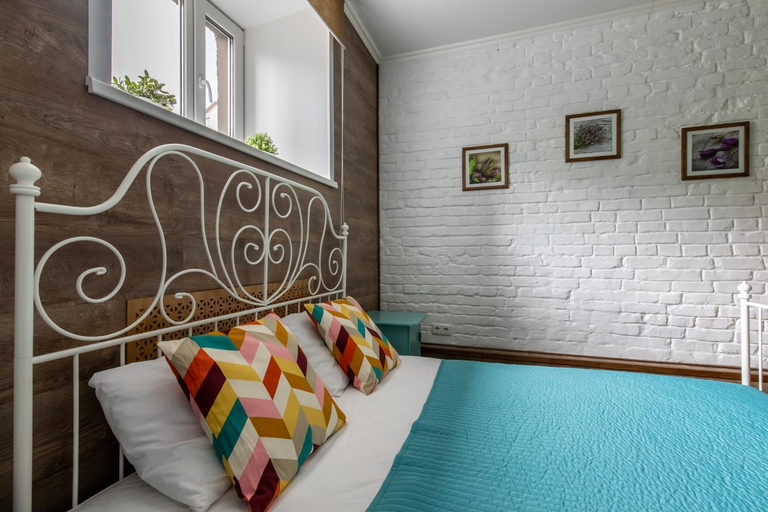 Others 5, Hostel Kukuruza, Vysokogorskiy rayon