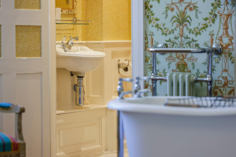 Bathroom 2, Gileston Manor Luxury B&B, Vale of Glamorgan