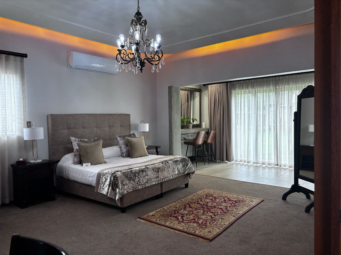 Bedroom 3, Scott's Manor & Conference Venue, Ngaka Modiri Molema