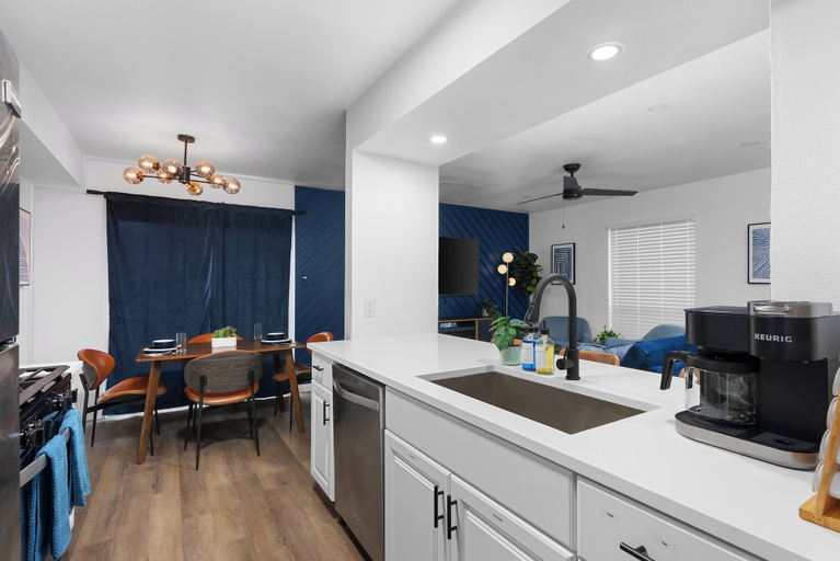 Private kitchen 2, Premier Access Zilker Park & SoCo, Travis