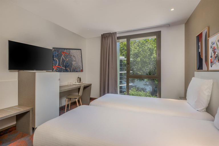 Bedroom 3, Spark by Hilton Lyon Park Saone, Rhône