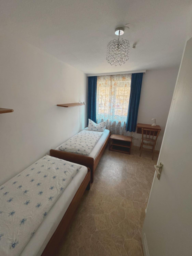 Bedroom 3, Hotel Heinzelmannchen, Köln