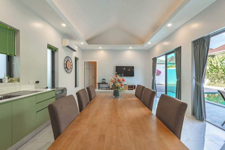Dining 2, 5StarVillaUltimateRelaxation&ComfortV150, Pulau Phuket