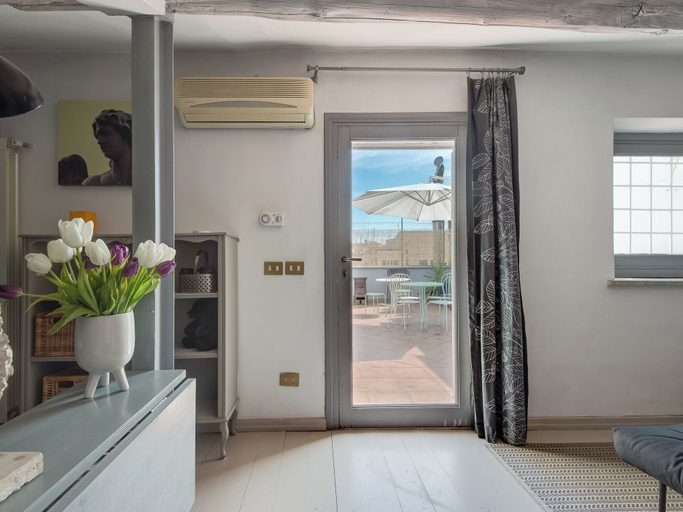 Private kitchen 4, British Embassy Terrace Apartment, Rome