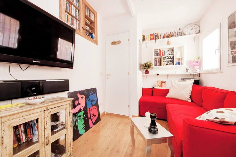 Living area 4, Central Station Terrace Apartment, Rome