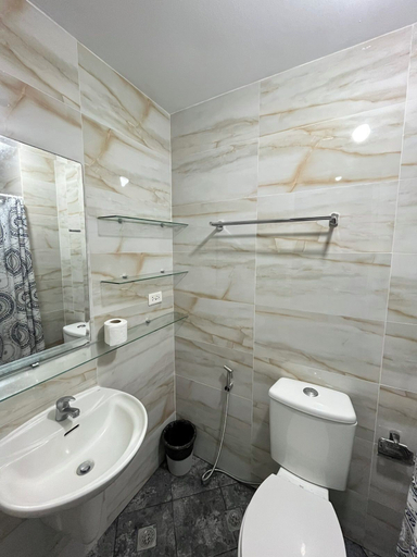 Bathroom 3, Tagaytay Condotel, Tagaytay City