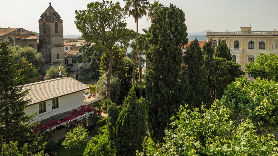 Exterior 2, Villa In Sorrento Center | Gardens & Outdoor Space, Napoli