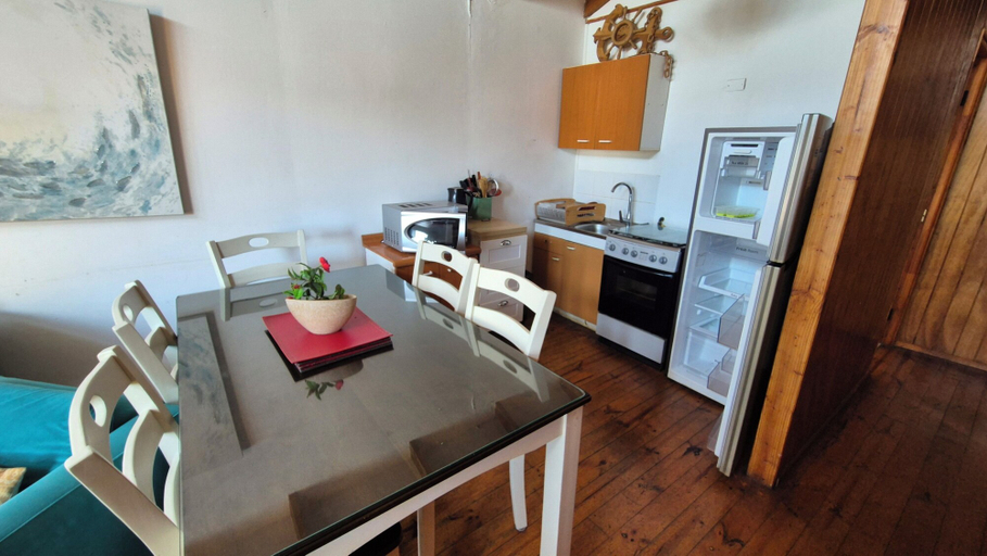 Private kitchen 2, Santa Teresita, San Antonio