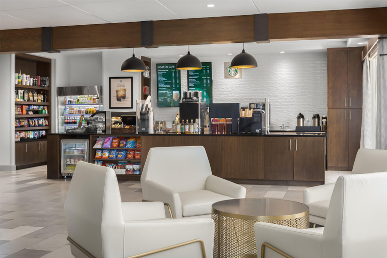 Food & Drinks 5, DoubleTree by Hilton Wilmington, NC, New Hanover