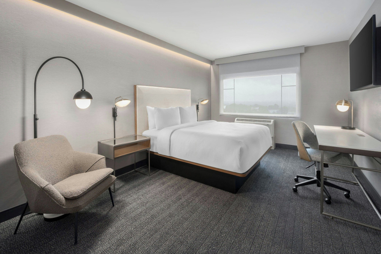 Bedroom 2, Courtyard by Marriott Athens Downtown, Clarke