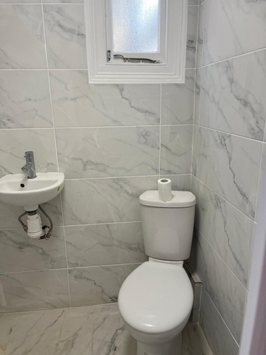 Bathroom 3, Cosy Central London Apartment a new, London