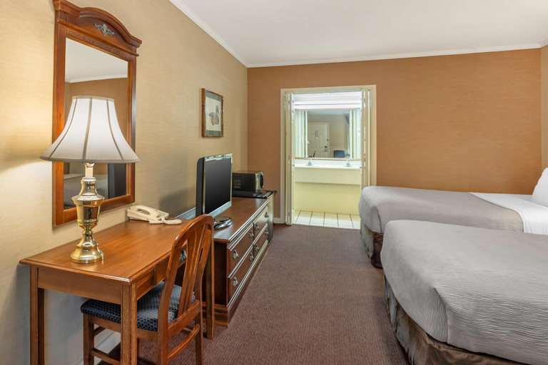 Bedroom 3, Quality Inn Gettysburg Battlefield, Adams