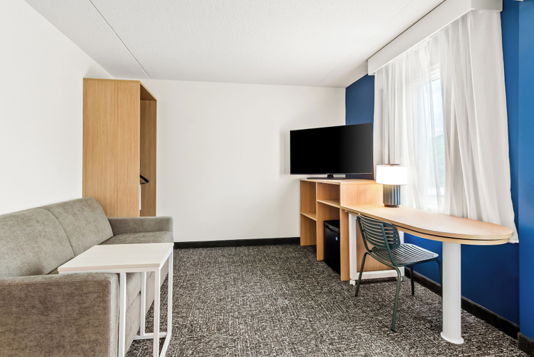 Others 5, Spark by Hilton Lexington, Rockbridge