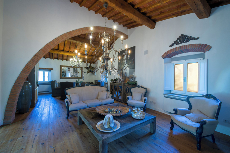 Living area 3, Villa Chianti With Infinity Pool And Vineyard View, Florence