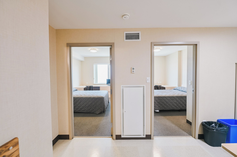 Bedroom 3, Residence & Conference Centre - Kamloops, Thompson-Nicola