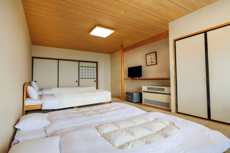 Bedroom 2, YU-FURI NASU-TAKAO ONSEN LODGE, Nasu