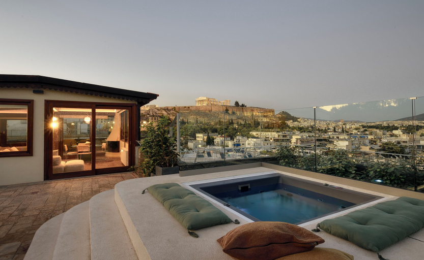 Sport & Beauty 5, Karyatis Luxury Maisonette by K&K, Attica