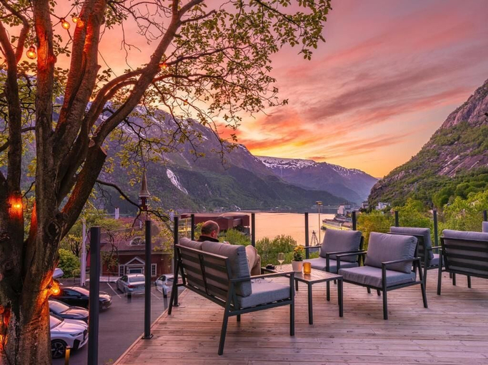 Food & Drinks 5, Tyssedal Hotel, Odda