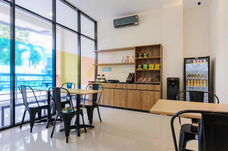 Food & Drinks 3, Sans Max Living Tangerang, Tangerang