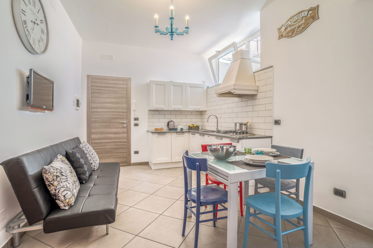 Interior, Two Bedrooms Apt In Sorrento Center With Terrace, Napoli