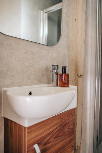 Bathroom 5, Hermes Hotel by Nestor, London