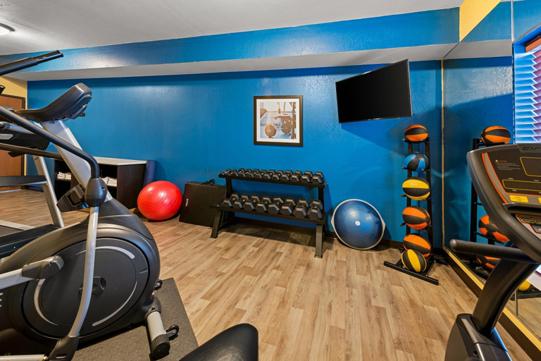 Others 4, Quality Inn Warrensburg, Johnson