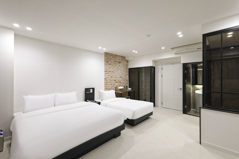 Bedroom 3, Haerium Hotel, Haeundae