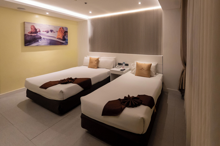 Bedroom 3, Castle Peak Hotel, Cebu City