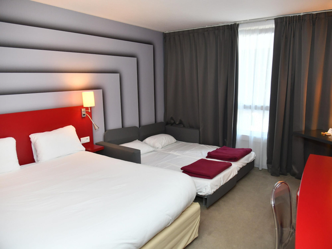 Bedroom 3, ibis Styles Avignon Sud, Vaucluse