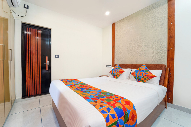 Room 3, Fabhotel Kafeel Homes, Ernakulam