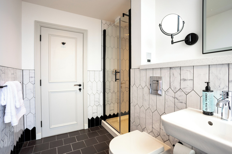 Bathroom 4, The Met Hotel Leeds, Leeds