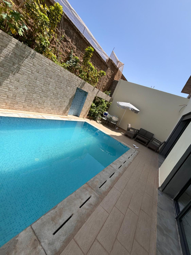 Others 4, Villa avec piscine 2 chambres 2 salon 1 cuisine et piscine privee, Ben Slimane