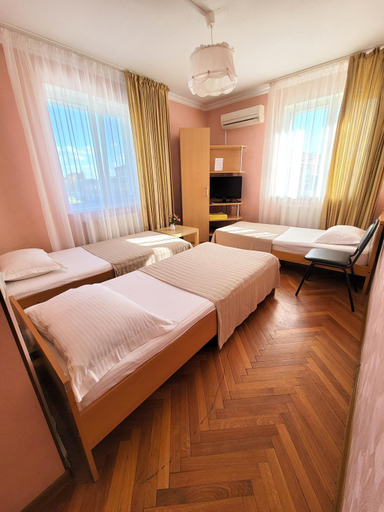 Others 4, Mini-Hotel Svetlana, Krymskiy rayon