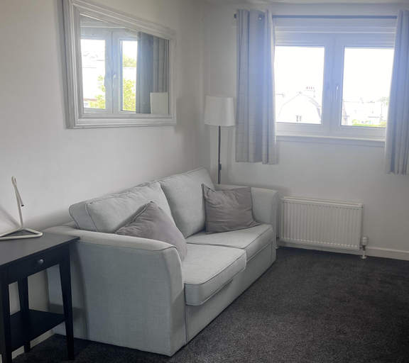 Living area 2, 2 Bed Flat - Sleeps 4 - Pets - Parking - Wifi, Edinburgh