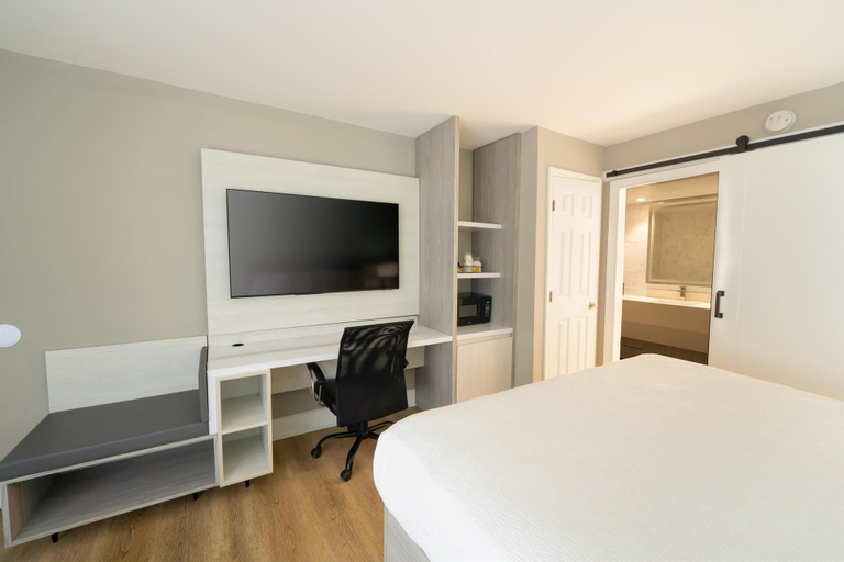 Bedroom 3, Best Western Seaside Inn, Saint Johns