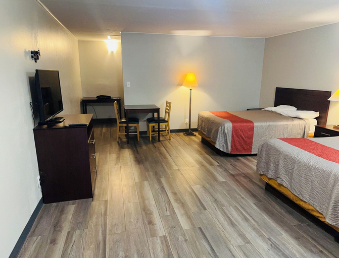 Room 3, SILVER BELL MOTEL, Washington