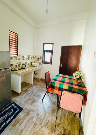 Others 2, Lavender Villa, Negombo
