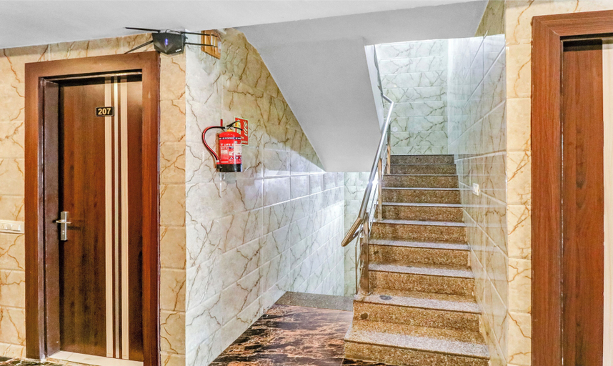 Lobby 3, Hotel Royal Residency Near ISBT-Max Hospital Mohali Chandigarh, Sahibzada Ajit Singh Nagar