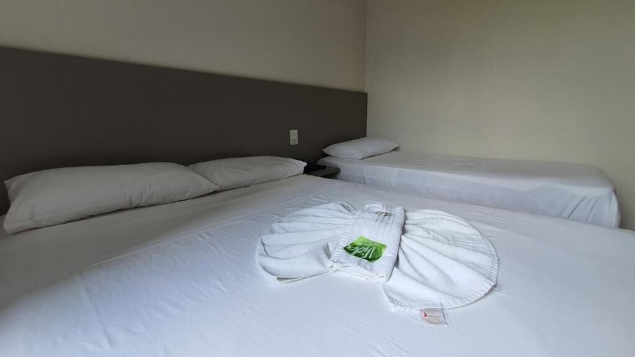Room 4, Ribs Comfort Hotel, Piui