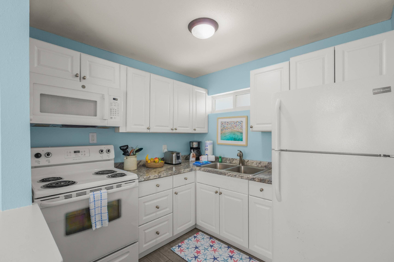 Exterior 4, Coastal Breeze Siesta - Dolphin, Sarasota