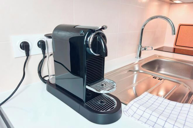 Coffee and/or coffee maker, Montparnasse 2 - Studio, Paris