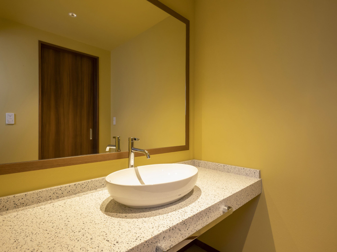 Bathroom 4, Kamogawa Grand Hotel, Kamogawa