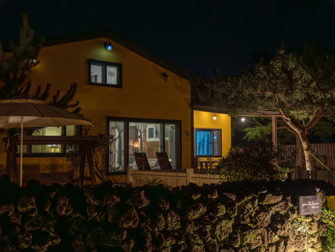 Exterior & Views 2, Jeju Jejuaemuldeulda Pension, Jeju