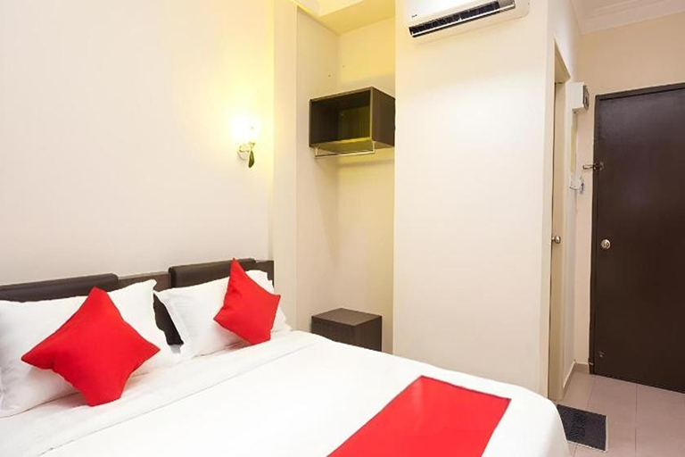 Bedroom 2, T P Hotel, Manjung